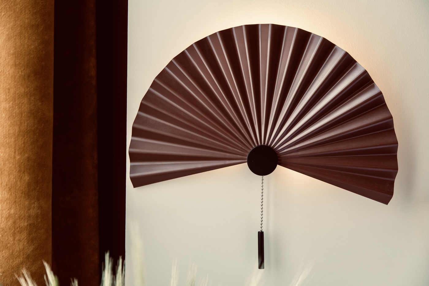 accessoire-applique-eventail-hotel-sacha-1