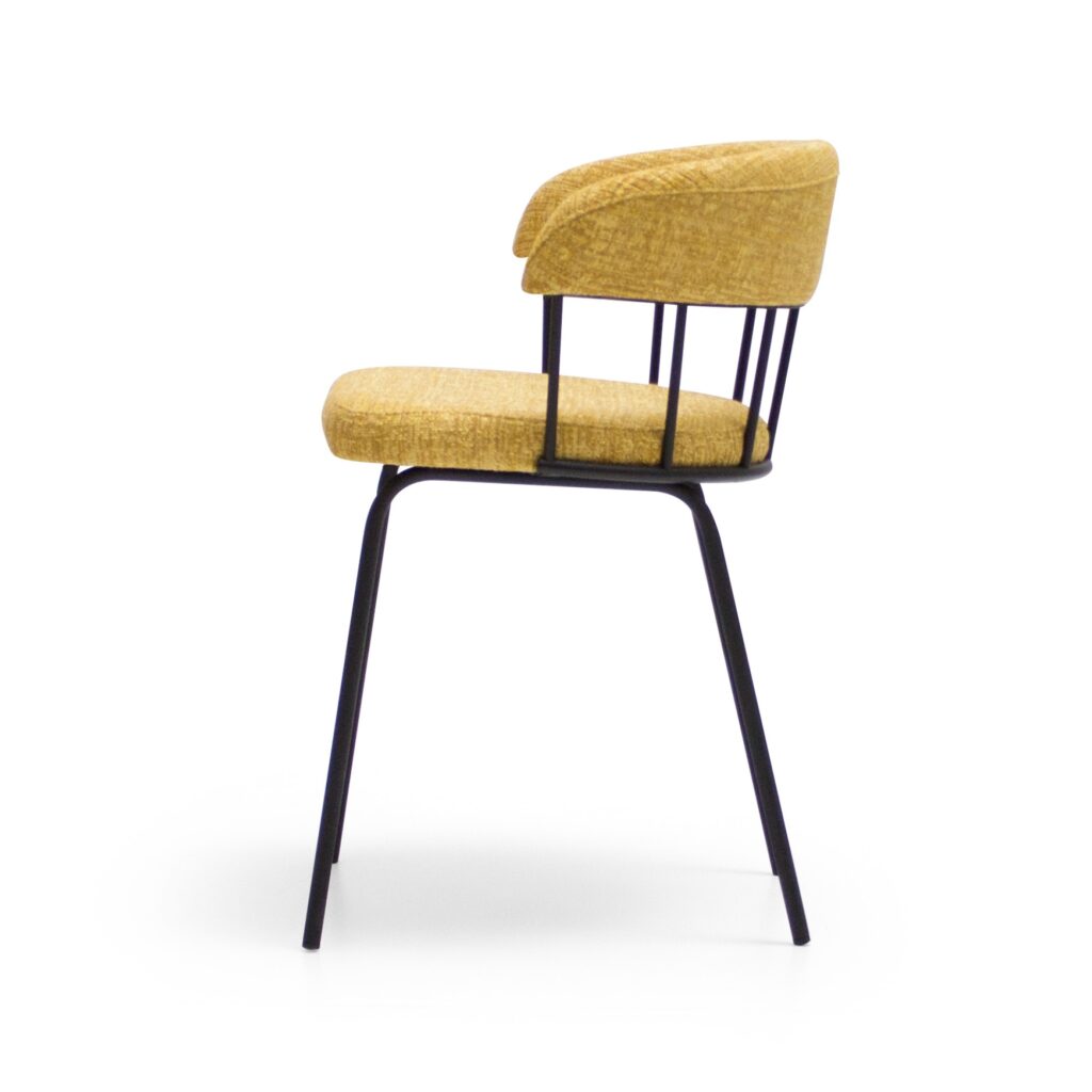 chaise rtable restaurant yasm