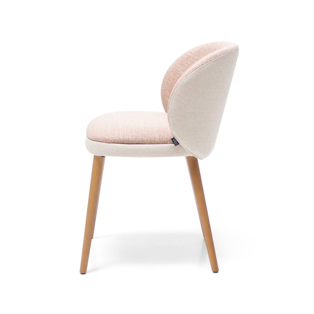 chaise vue de coté restaurant ko