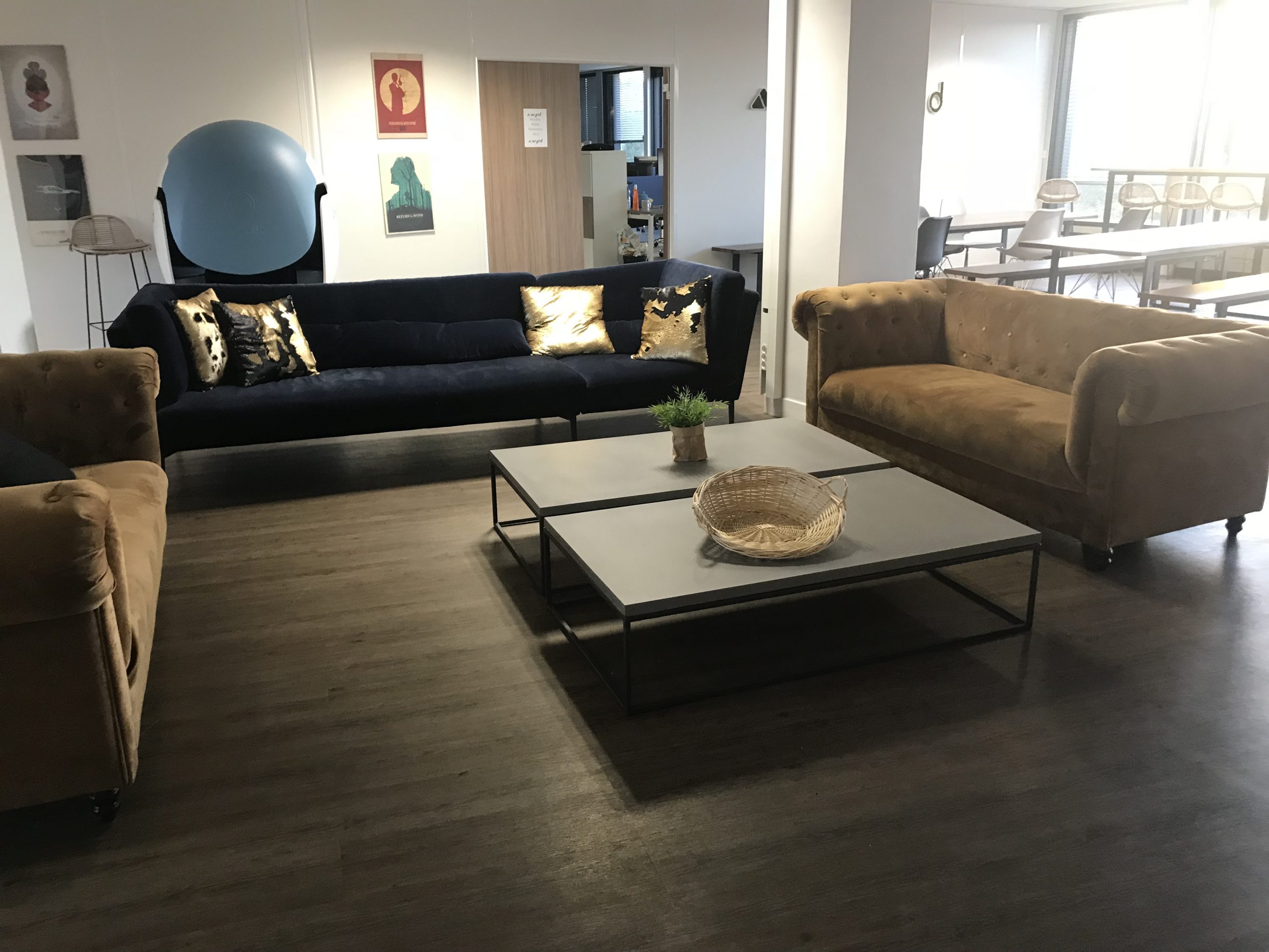 mobilier-et-decoration-pour-open-space-scaled